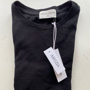 Aritzia slim tee